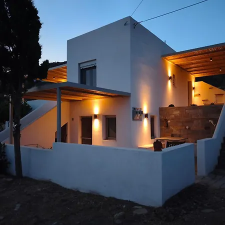 펜션 Ektoras House 아기오스 이오니스