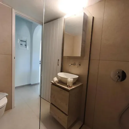 펜션 Ektoras House 아기오스 이오니스